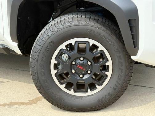 Ice 2025 Toyota Tacoma TRD Off Road