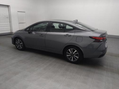 Gray 2025 Nissan Versa 1.6 SV