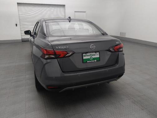 Gray 2025 Nissan Versa 1.6 SV