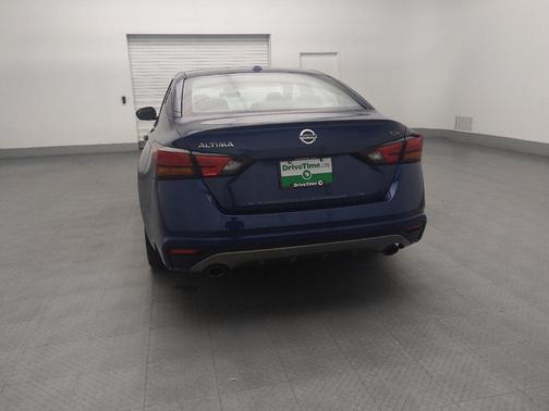 2022 Nissan Altima SR FWD