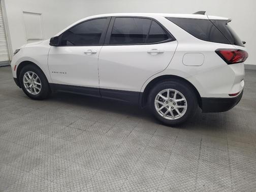 Summit White 2023 Chevrolet Equinox LS