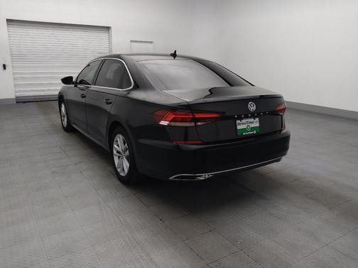 Deep Black Pearl 2020 Volkswagen Passat 2.0T SE