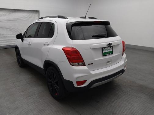 Summit White 2020 Chevrolet Trax LT