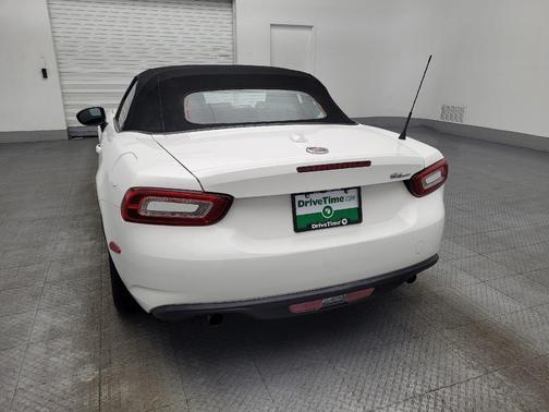 2020 FIAT 124 Spider Base