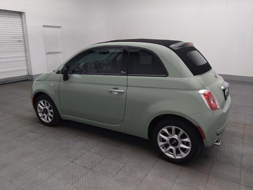 Verde Chiaro (Light Green) 2017 FIAT 500 Pop