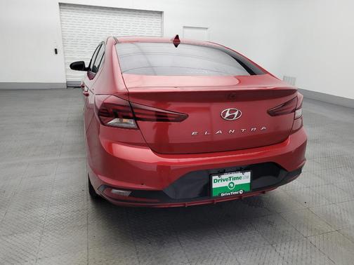 Scarlet Red Pearl 2020 Hyundai ELANTRA SEL