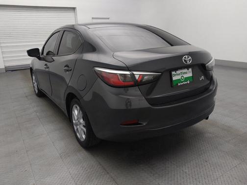 2017 Toyota Yaris iA Base