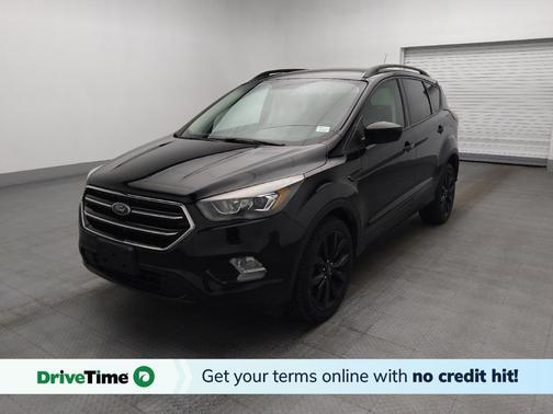 Agate Black Metallic 2019 Ford Escape SE