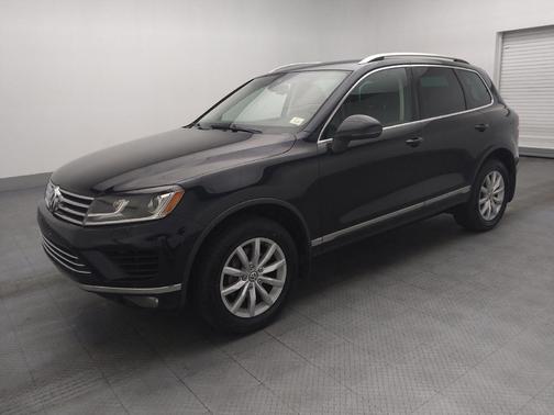 2016 Volkswagen Touareg VR6 Sport