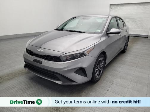 Gray 2024 Kia Forte LXS