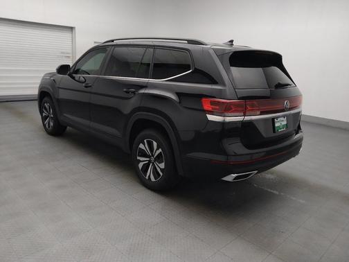 Deep Black Pearl 2024 Volkswagen Atlas 2.0T SE
