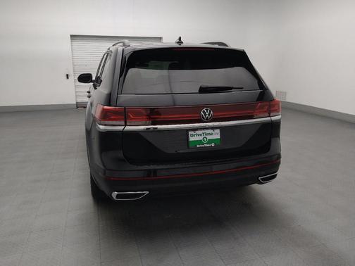 Deep Black Pearl 2024 Volkswagen Atlas 2.0T SE