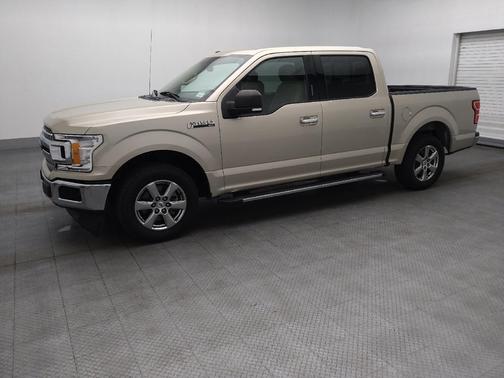 White Gold 2018 Ford F-150 XLT