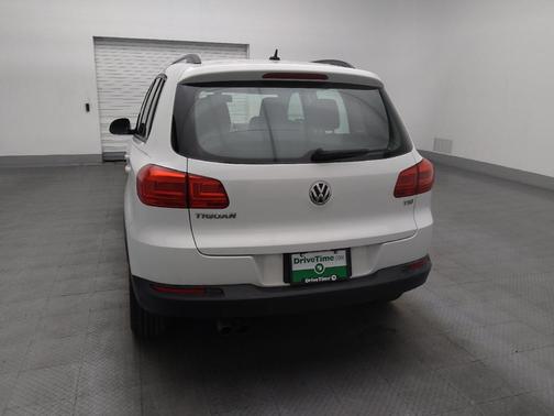 2016 Volkswagen Tiguan S