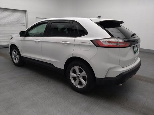 Oxford White 2019 Ford Edge SE