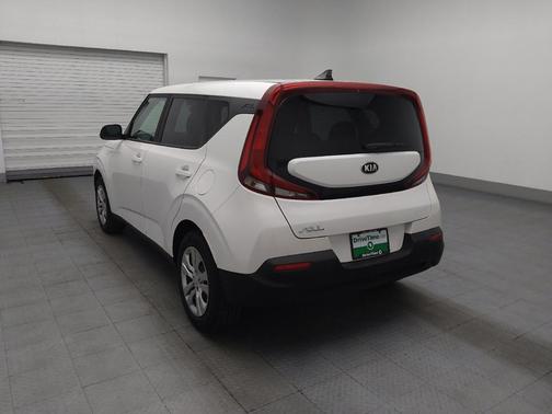 Snow White Pearl 2020 Kia Soul LX