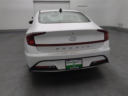 2022 Hyundai SONATA SE