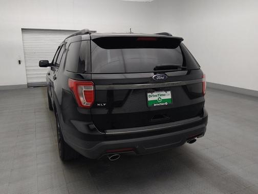 Shadow Black 2018 Ford Explorer XLT