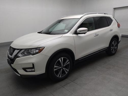 2017 Nissan Rogue SL