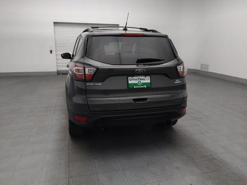 Ruby Red Metallic Tinted Clearcoat 2017 Ford Escape SE