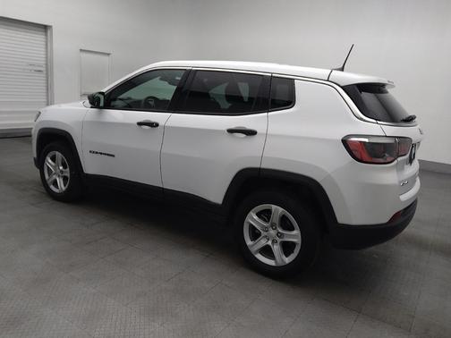 Bright White Clearcoat 2023 Jeep Compass Sport