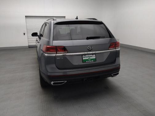 Platinum Gray Metallic 2023 Volkswagen Atlas 3.6L SE w/Technology