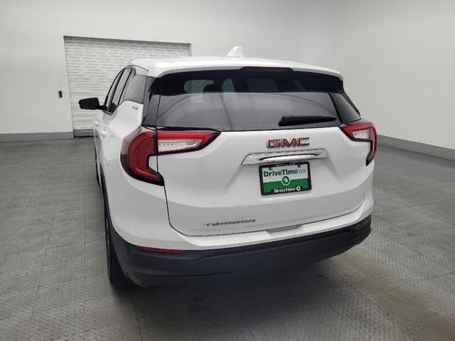 Summit White 2024 GMC Terrain SLE