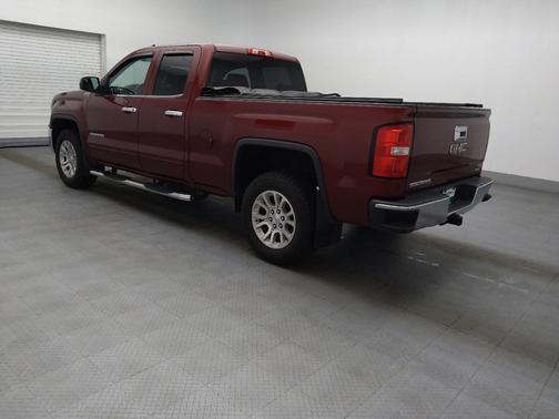Red 2017 GMC Sierra 1500 SLE