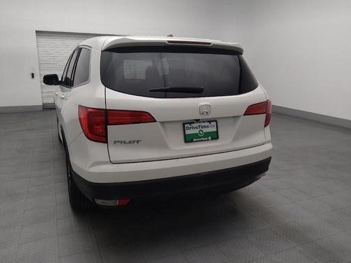 White Diamond Pearl 2017 Honda Pilot EX-L