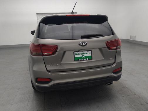 Titanium Silver 2019 Kia Sorento LX