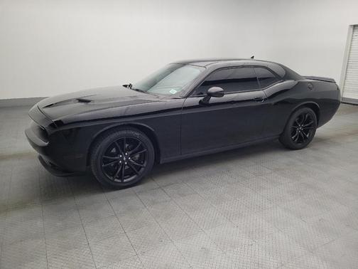 2018 Dodge Challenger SXT