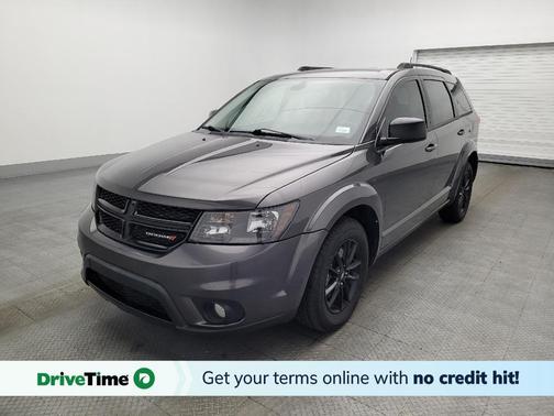 Granite Pearlcoat 2019 Dodge Journey SE