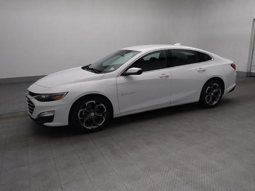 Summit White 2023 Chevrolet Malibu FWD 1LT
