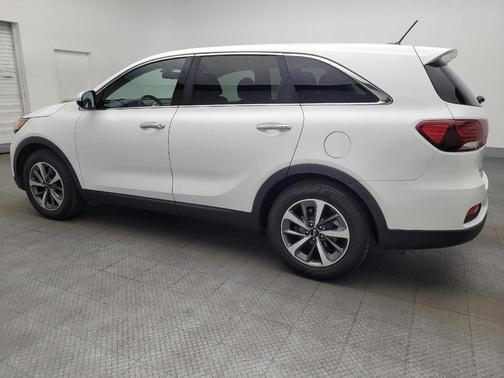 Snow White Pearl 2020 Kia Sorento LX