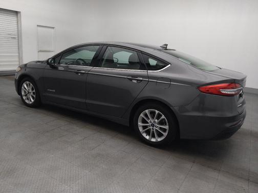 Ingot Silver Metallic 2019 Ford Fusion Hybrid SE