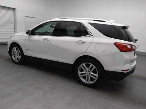 White 2018 Chevrolet Equinox Premier w/2LZ
