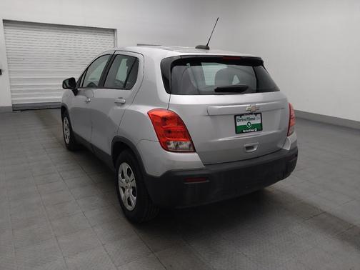 Silver Ice Metallic 2016 Chevrolet Trax LS
