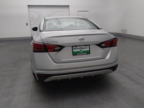2022 Nissan Altima S FWD