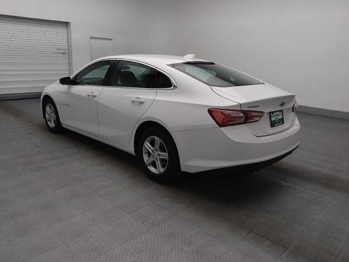 Summit White 2022 Chevrolet Malibu FWD LT