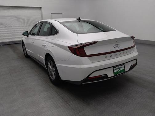 2022 Hyundai SONATA SE