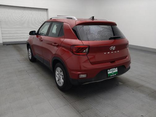 Scarlet Red Pearl 2020 Hyundai VENUE SEL