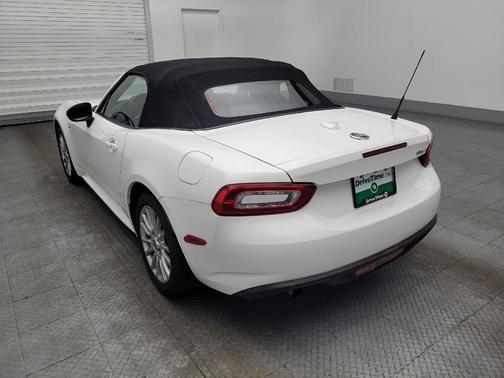 2020 FIAT 124 Spider Base