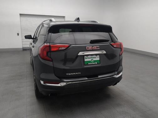 Graphite Gray Metallic 2020 GMC Terrain SLT