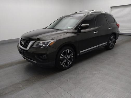 2017 Nissan Pathfinder Platinum