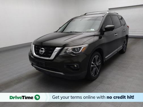2017 Nissan Pathfinder Platinum