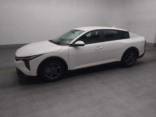 Snow White Pearl 2025 Kia K4 LXS
