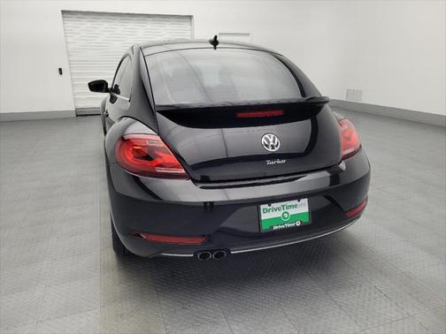 2018 Volkswagen Beetle 2.0T SE
