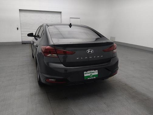 Gray 2020 Hyundai ELANTRA SEL