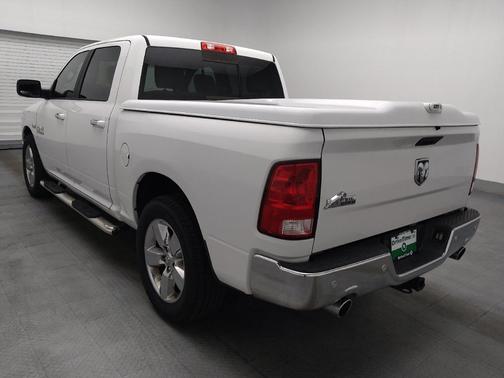 Bright White Clearcoat 2017 RAM 1500 Big Horn