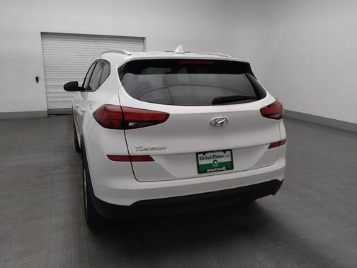 Dazzling White 2019 Hyundai TUCSON Value